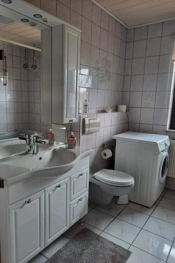 Privatzimmer Koenig Кассель Экстерьер фото